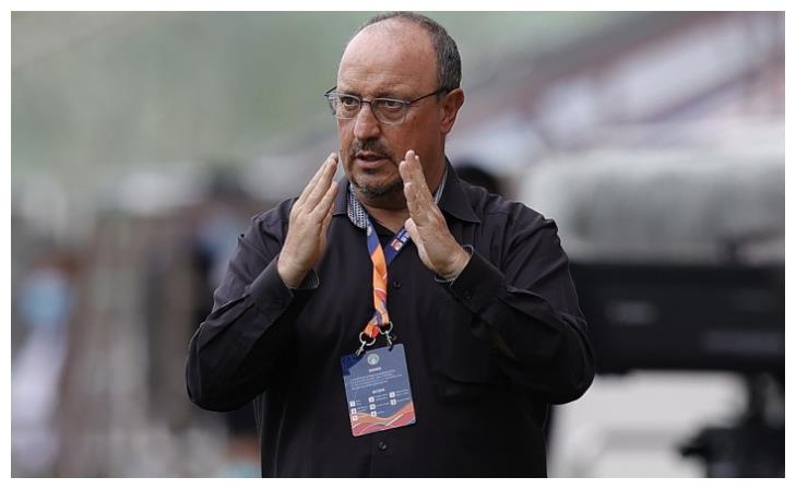 亚美体育-talkSPORT：埃弗顿寻求免签富勒姆边卫泰特，沃克加盟前景悬了