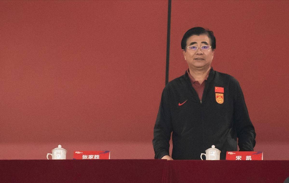 亚美体育网页版-国足选帅重要进展！最新消息：足协向奥索里奥开出合同，年薪1千万的简单介绍
