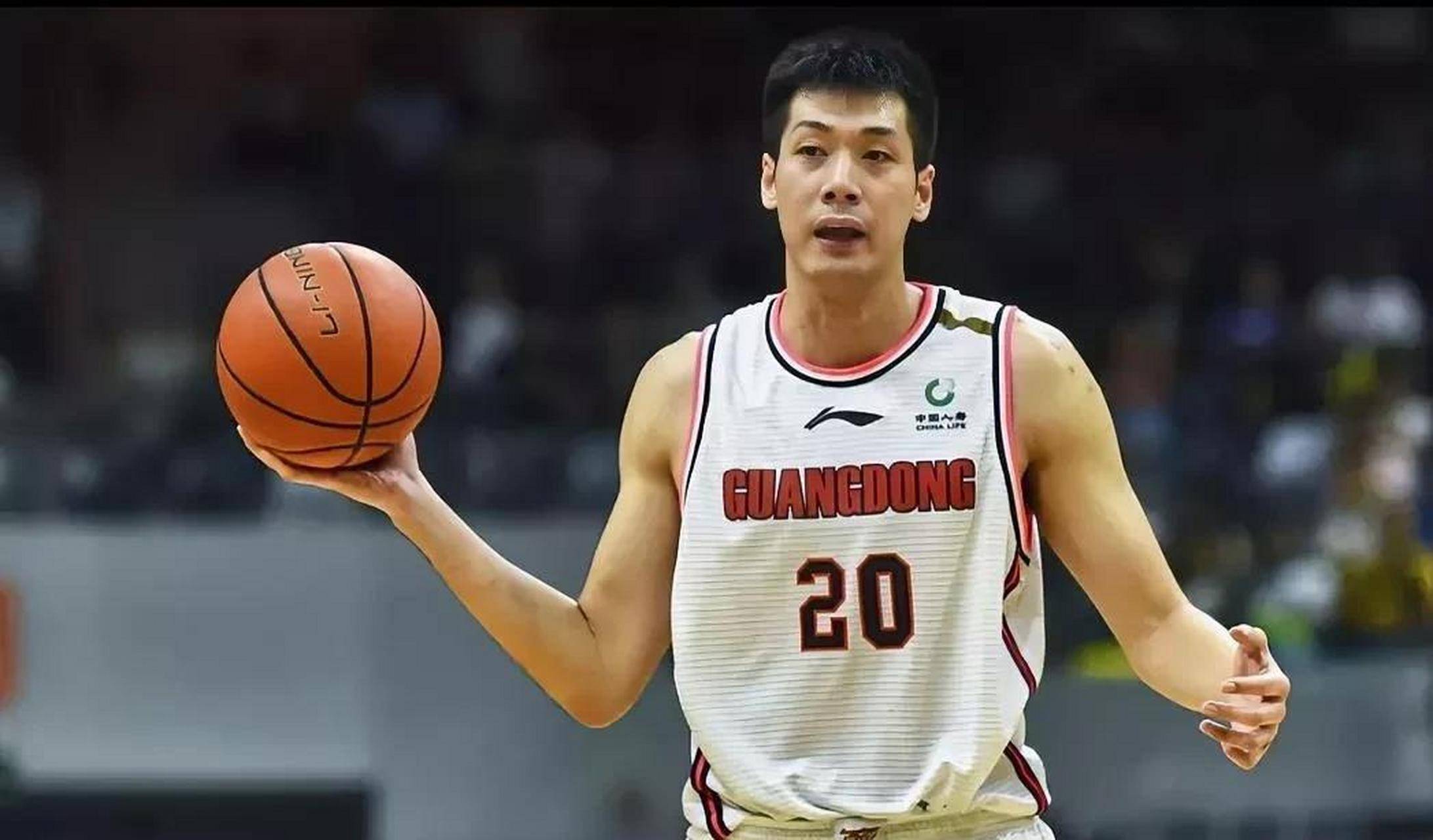 包含出色一个人好比出色整个球队，球员独挑大梁的词条